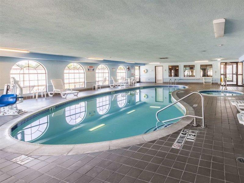 Quality Suites Burleson - Ft Worth المظهر الخارجي الصورة