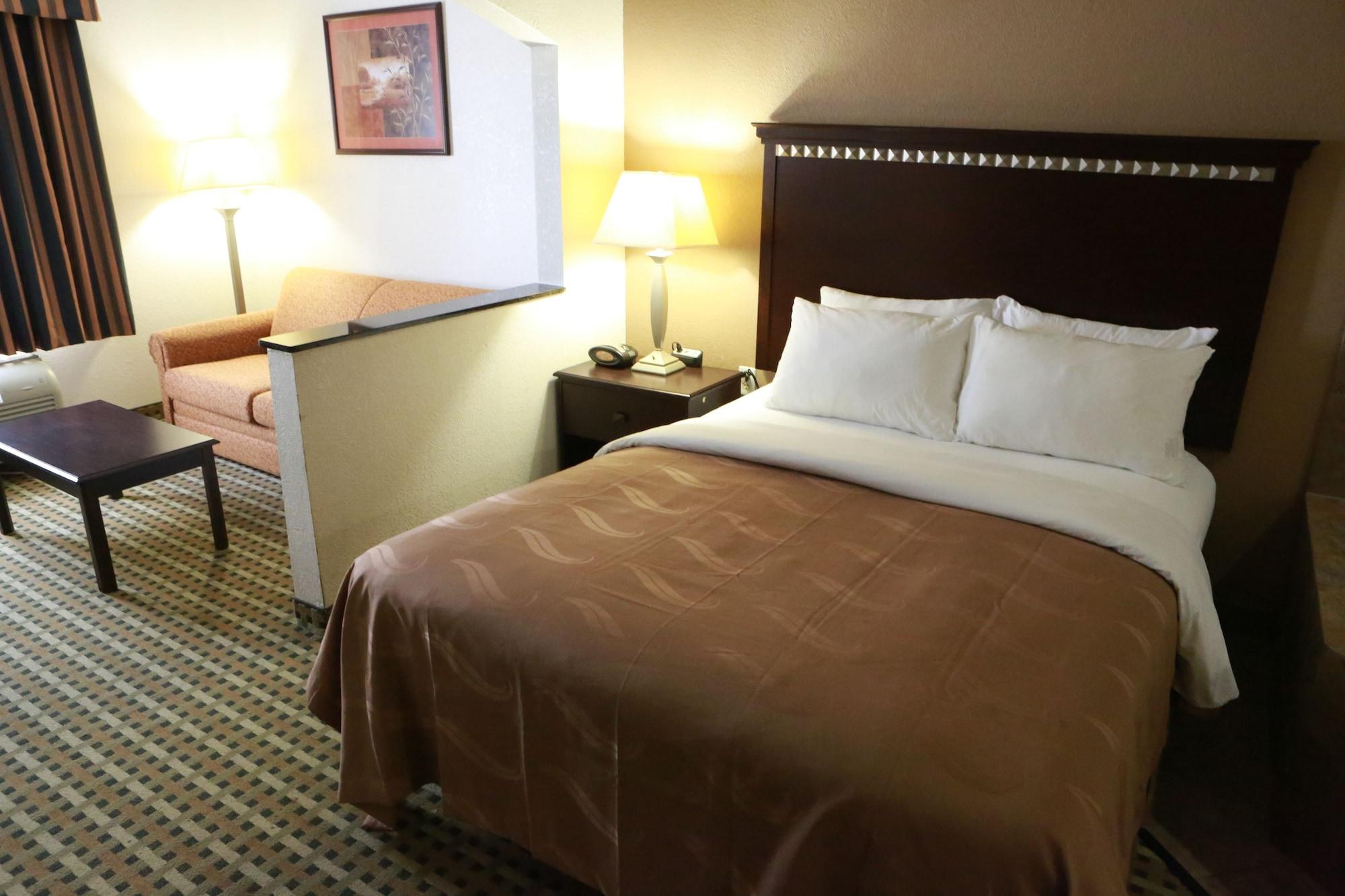 Quality Suites Burleson - Ft Worth المظهر الخارجي الصورة