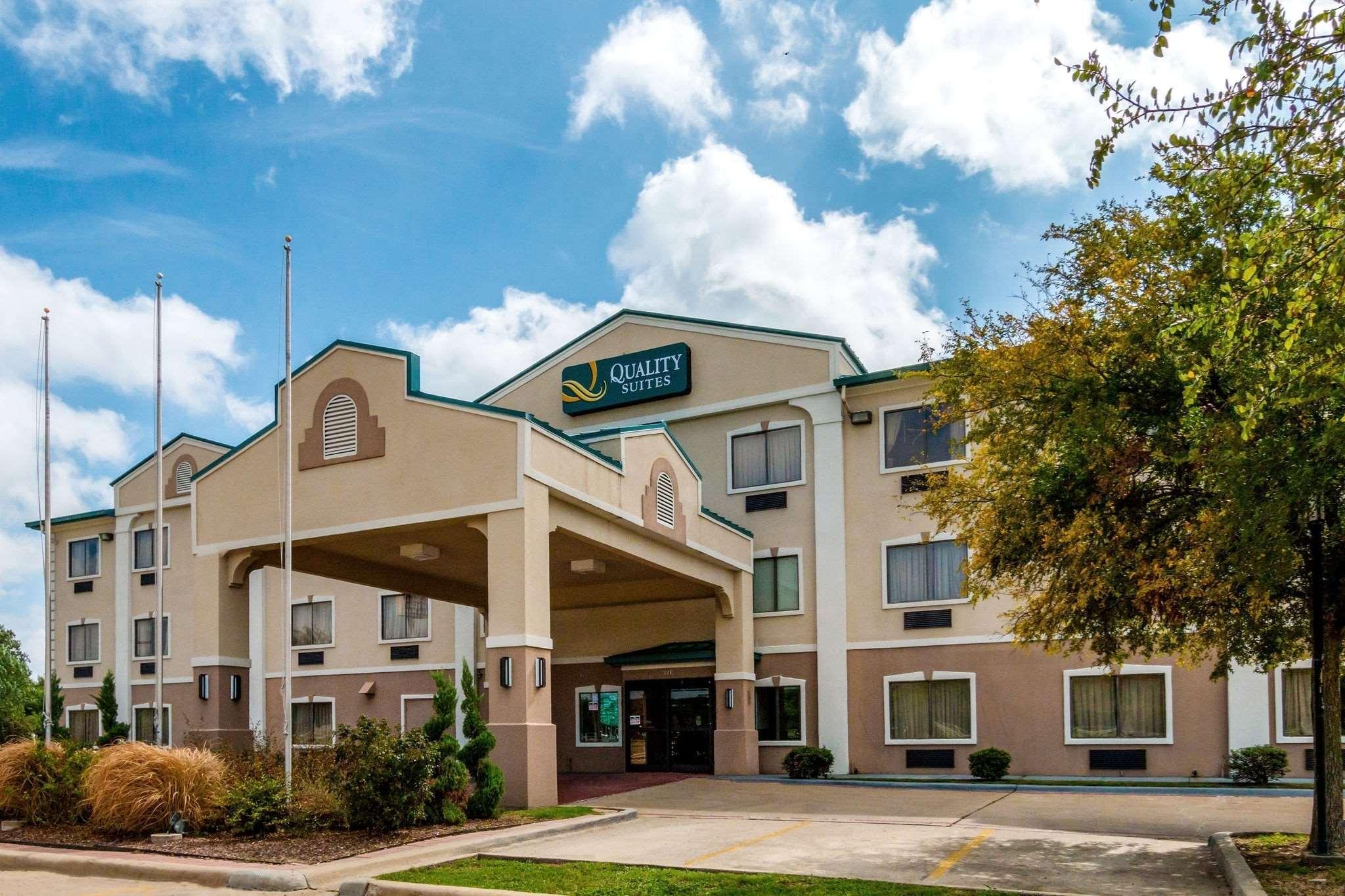 Quality Suites Burleson - Ft Worth المظهر الخارجي الصورة