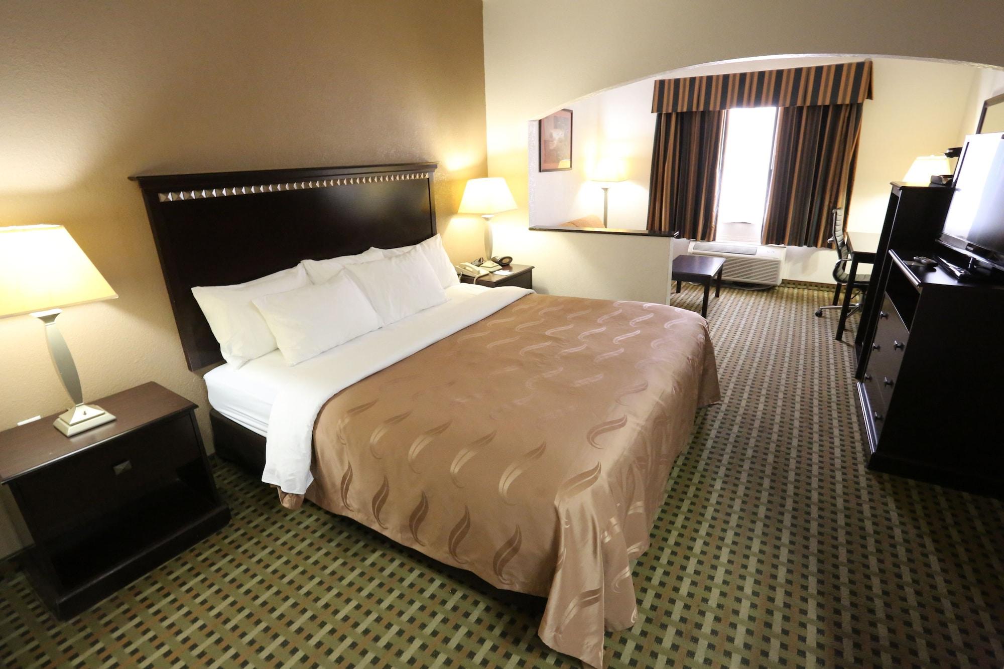 Quality Suites Burleson - Ft Worth المظهر الخارجي الصورة