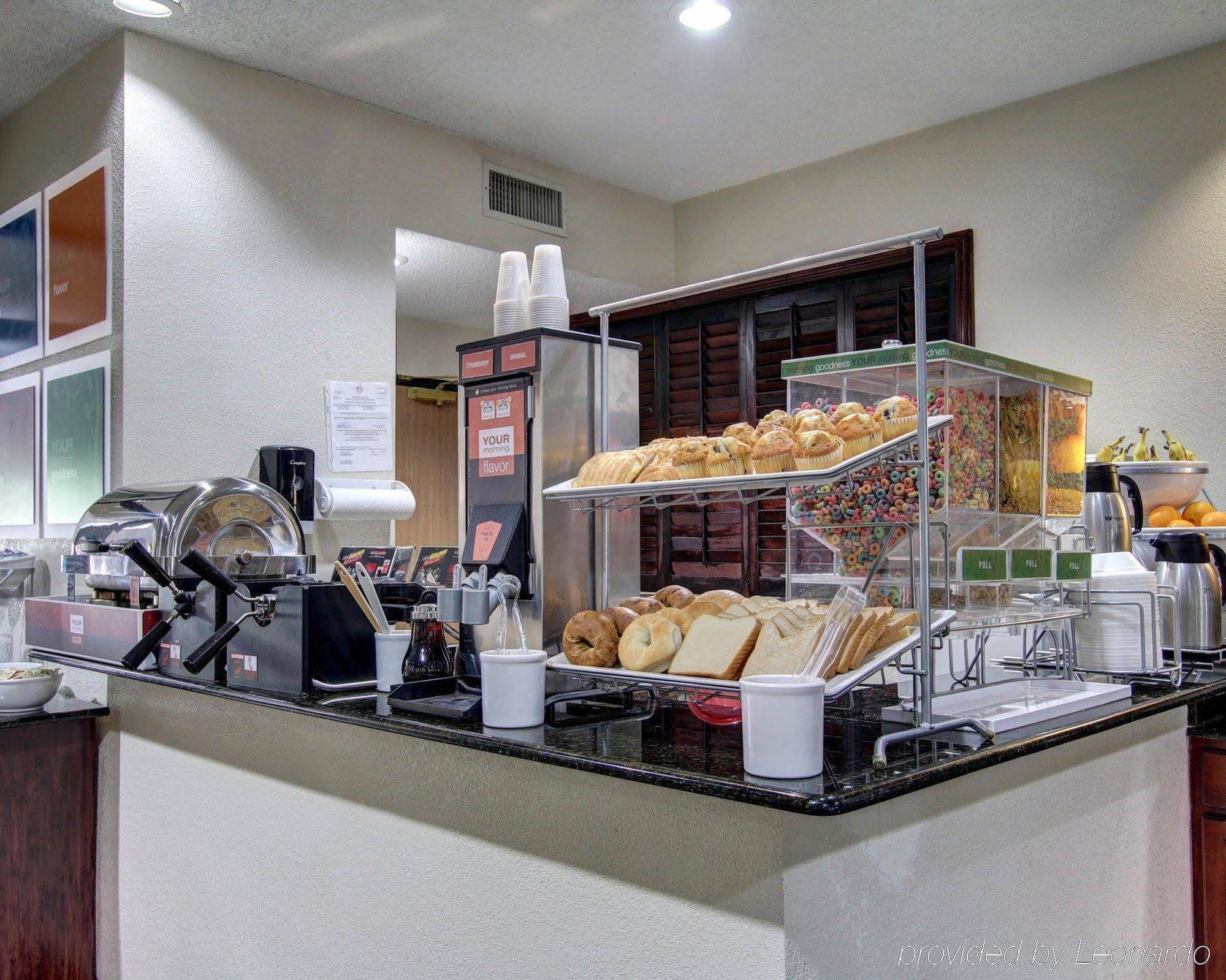 Quality Suites Burleson - Ft Worth المظهر الخارجي الصورة